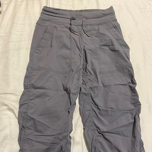 Lulu Lemon crop joggers (no longer sell)